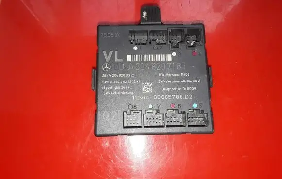 Mercedes-Benz C W204 Door control unit/module A2048207185 A2048200326 A2044421232
