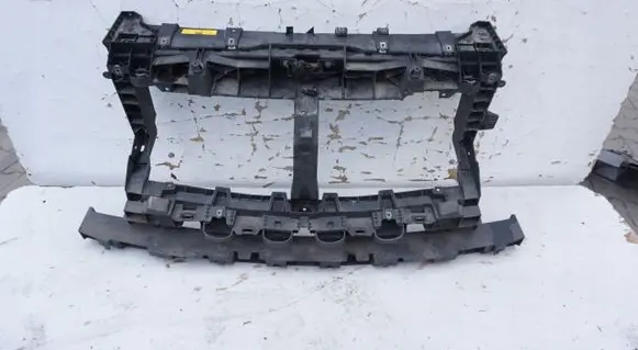 Opel Vivaro Front piece kit 