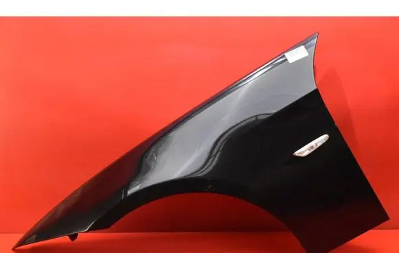 BMW X3 E83 Fender