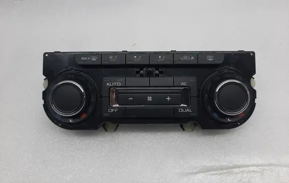 Skoda Octavia Mk2 (1Z) Climate control unit 3T0907044BR