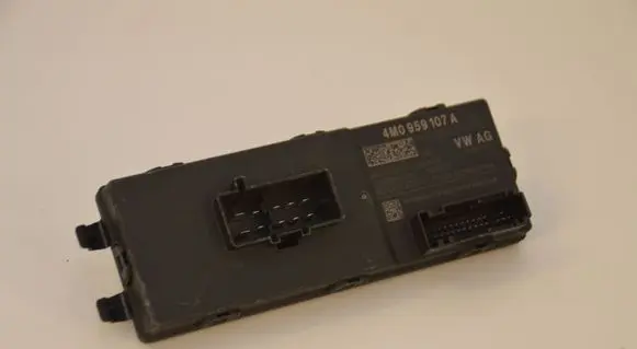 Audi Q7 4M Tailgate/trunk control unit/module 4M0959107A