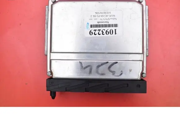 Volvo V70 Engine control unit/module ECU 08627757