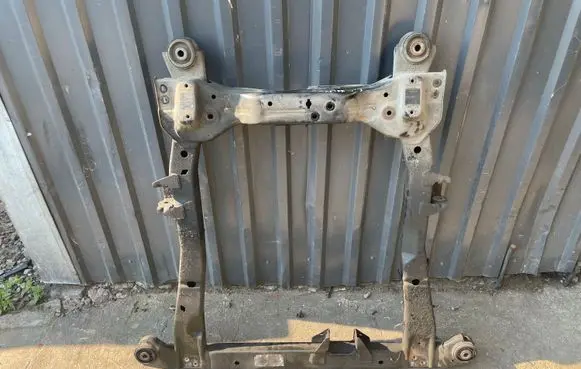 Opel Zafira C Front subframe 13370472