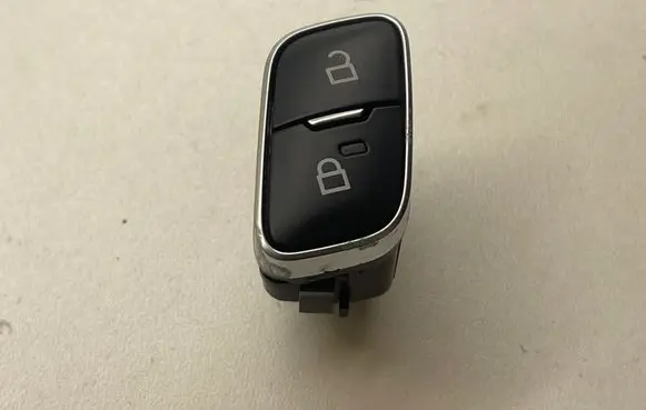Ford Kuga II Central locking switch button F1ET14017AB 8ANDD4856C 3547A1