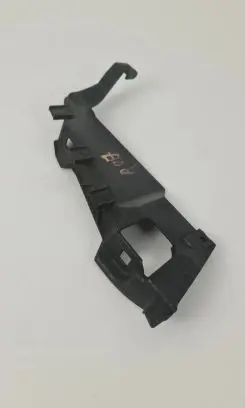 BMW 5 E39 Headlight/headlamp mounting bracket 15372400