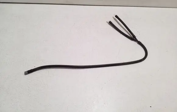 Polestar 2 Windshield washer fluid hose 