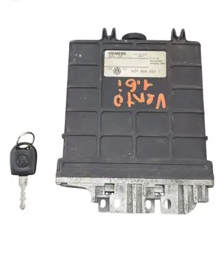Volkswagen Golf III Engine control unit/module ECU 037906025T 5WP4298 00HA020067