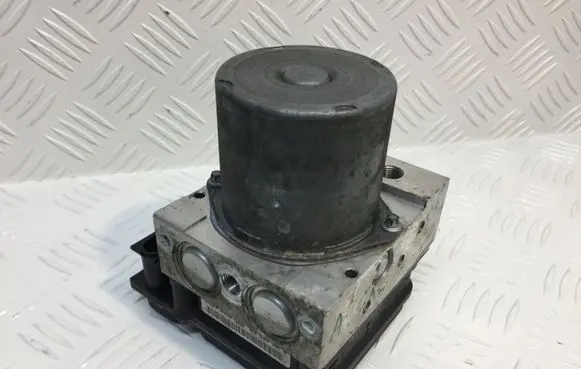 Mercedes-Benz A W169 ABS Pump A0064313812