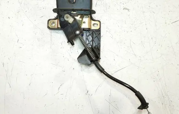 Audi A4 S4 B6 8E 8H Tailgate/trunk/boot lock/catch/latch 8E5827505B