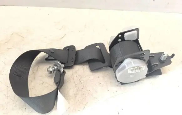 KIA Optima Rear seatbelt 898204C000VA TIZ026