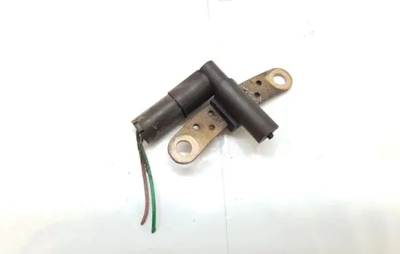 Renault Megane I Crankshaft position sensor 7700103069A