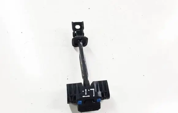 Volkswagen Amarok Rear door check strap stopper