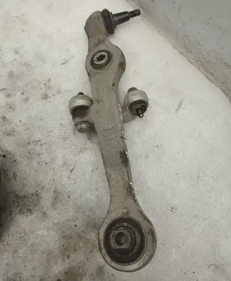 Audi A4 S4 B7 8E 8H Front lower control arm/wishbone
