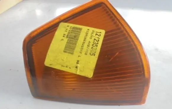 Volvo 440 Front indicator light 