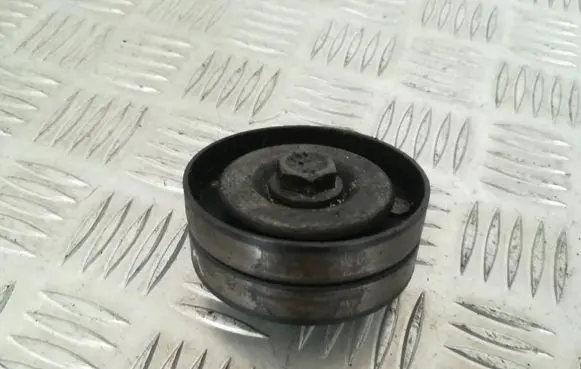 Chrysler Voyager Belt tensioner pulley 