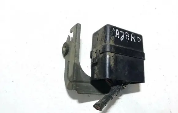 Mitsubishi Pajero Fuse box set mr301971 056800-2920