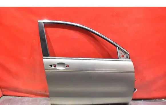 Honda CR-V Front door 