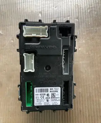 Renault Koleos I Comfort/convenience module 284B14233R S122736040A 116RI000174