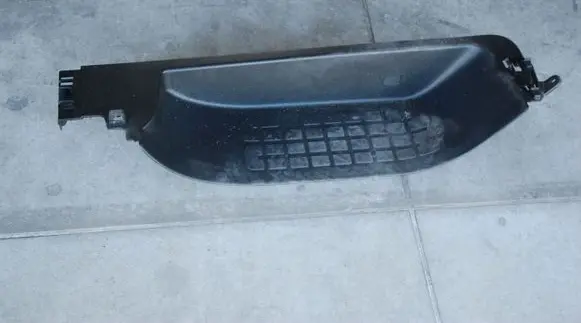 Sill/side skirt trim