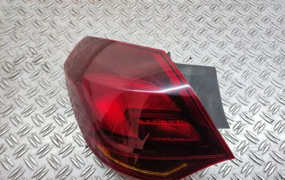 Opel Astra J Rear/tail lights 13306459