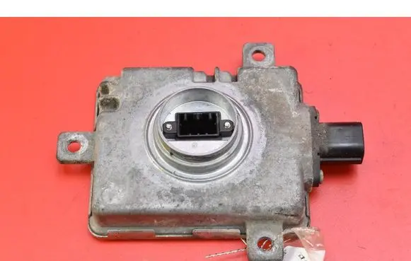 Mazda MX-5 NB Miata Voltage converter/converter module W3T15671