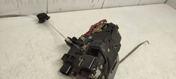 Audi A4 S4 B6 8E 8H Front door lock 8E1837016C