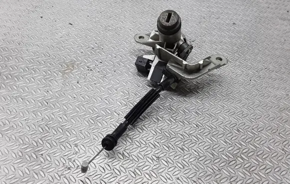 Audi A8 S8 D3 4E Tailgate exterior lock 4E0827573