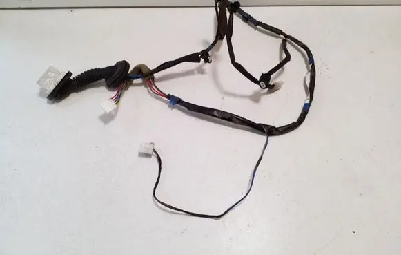 Suzuki Grand Vitara II Rear door wiring loom 3675265J00