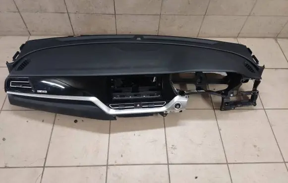 KIA Niro Dashboard 84720-G5RA0