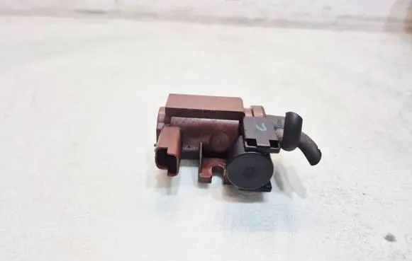 Ford S-MAX Turbo solenoid valve 6G909E882