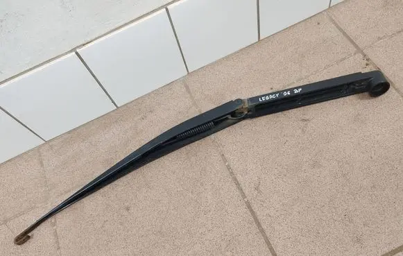 Subaru Legacy Front wiper blade arm