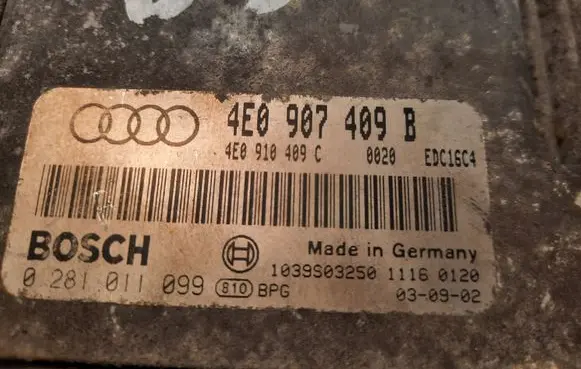 Audi A8 S8 D3 4E Engine control unit/module 4E0907409B 4E091409C