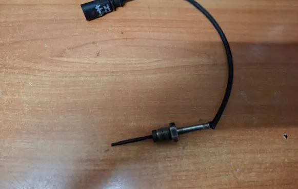 Audi A4 S4 B8 8K Exhaust gas temperature sensor 03L906088FH