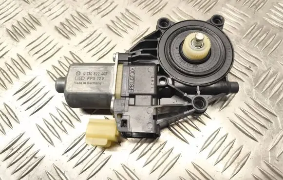 Ford Fiesta Front door window regulator motor 0130822407