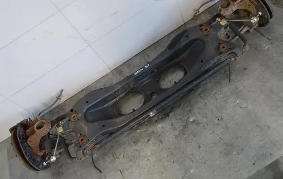 Rear beam