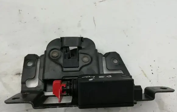 BMW X3 E83 Tailgate/trunk/boot lock/catch/latch 51247057364 7057364