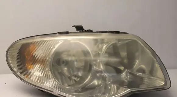 Chrysler Voyager Headlight/headlamp
