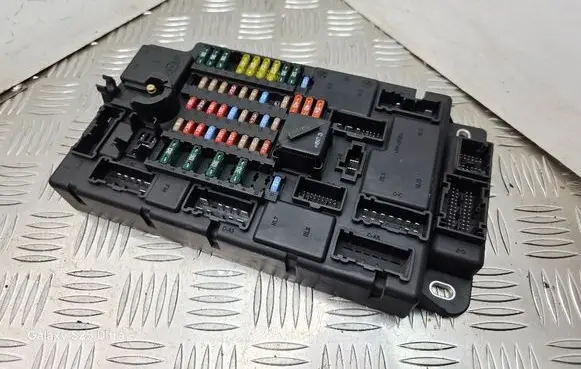 Mini One - Cooper Coupe R56 Fuse module 3455527 61353455527