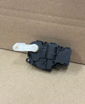 Land Rover Range Rover Velar Air flap motor/actuator EGP0022 06122018 412650920
