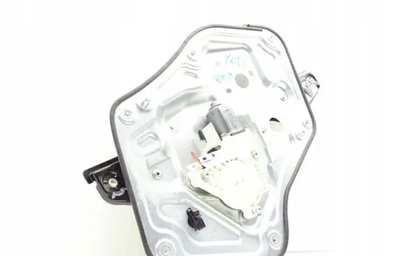Skoda Yeti (5L) Front door window regulator with motor 5L0837401A