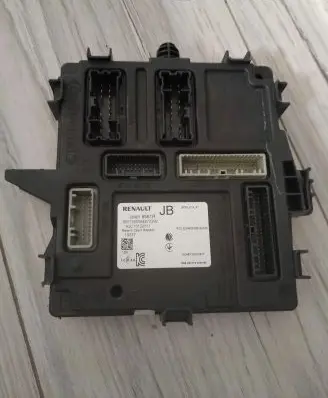 Renault Clio V Other control units/modules 284B19561R