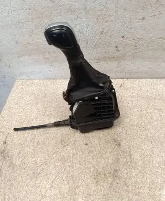 Volkswagen Caddy Gear shifter/selector 1T2713025AM 10007242500 00548407S