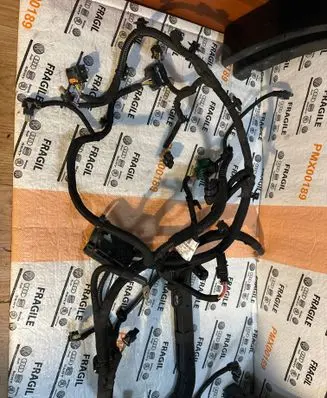 Peugeot 208 II other engine part 983298258004