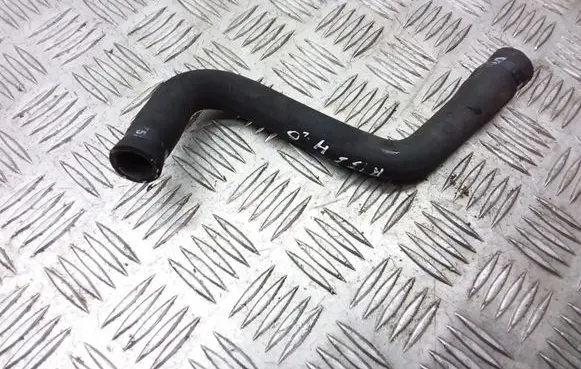 Volvo V70 Engine coolant pipe/hose