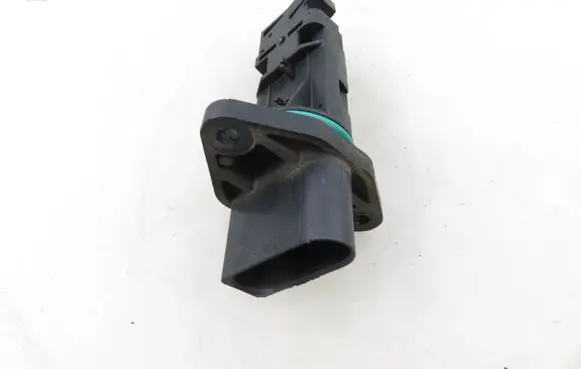 Volkswagen Golf V Mass air flow meter F00C2G2055