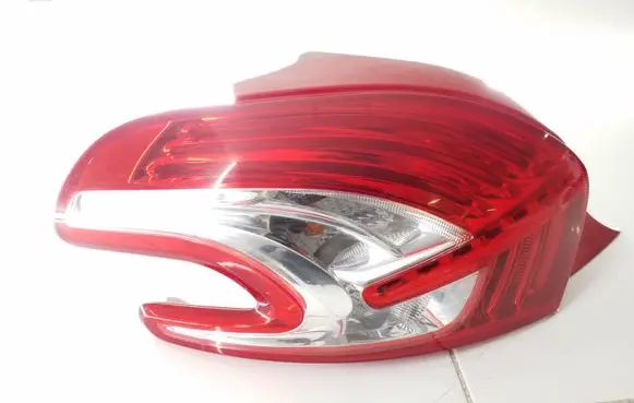 Peugeot 208 Rear/tail lights 9672628280