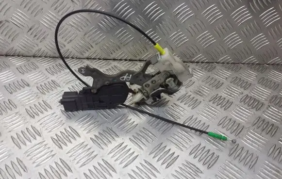 Citroen C1 Front door lock