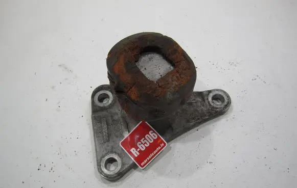 Audi A4 S4 B6 8E 8H Engine mounting bracket 8E0199343 5533900