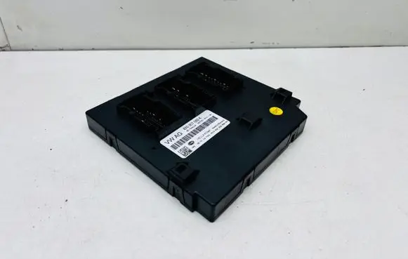 Audi Q3 8U Comfort/convenience module 8X0907063K 5DK00965880