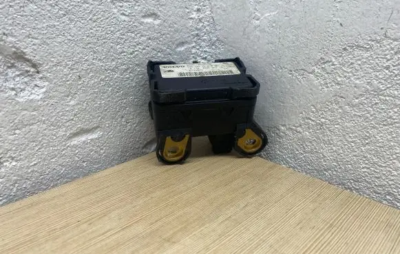 Volvo V70 ESP (stability system) control unit 6G9N14B296CB BZ77K25E71 10170103463